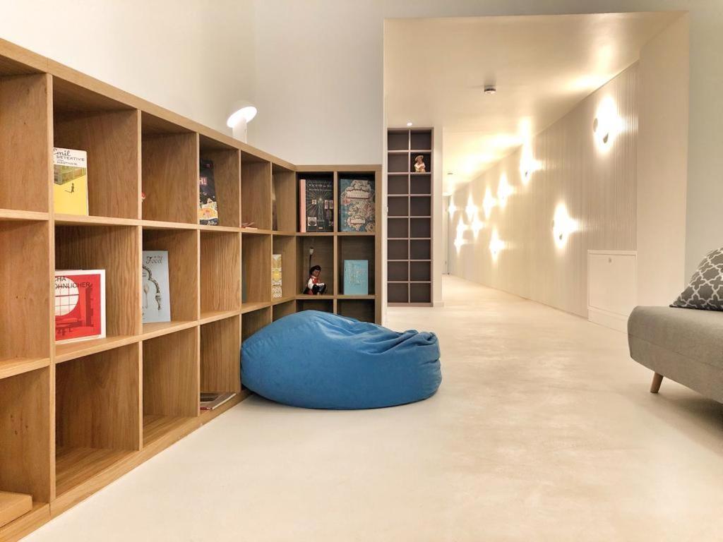 Grosszuegiges Apartment Mit Lounge Naehe Naschmarkt Wina Bagian luar foto